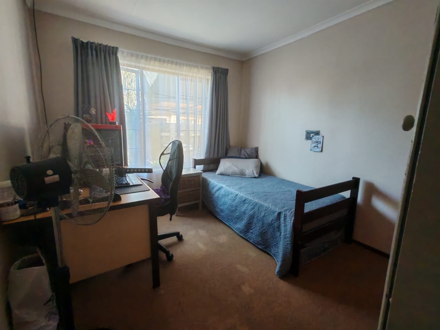 3 Bedroom Property for Sale in Vaalpark Free State